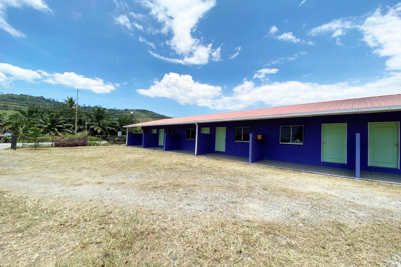 ראנאו Oyo 90268 Lohan Point Lodge מראה חיצוני תמונה