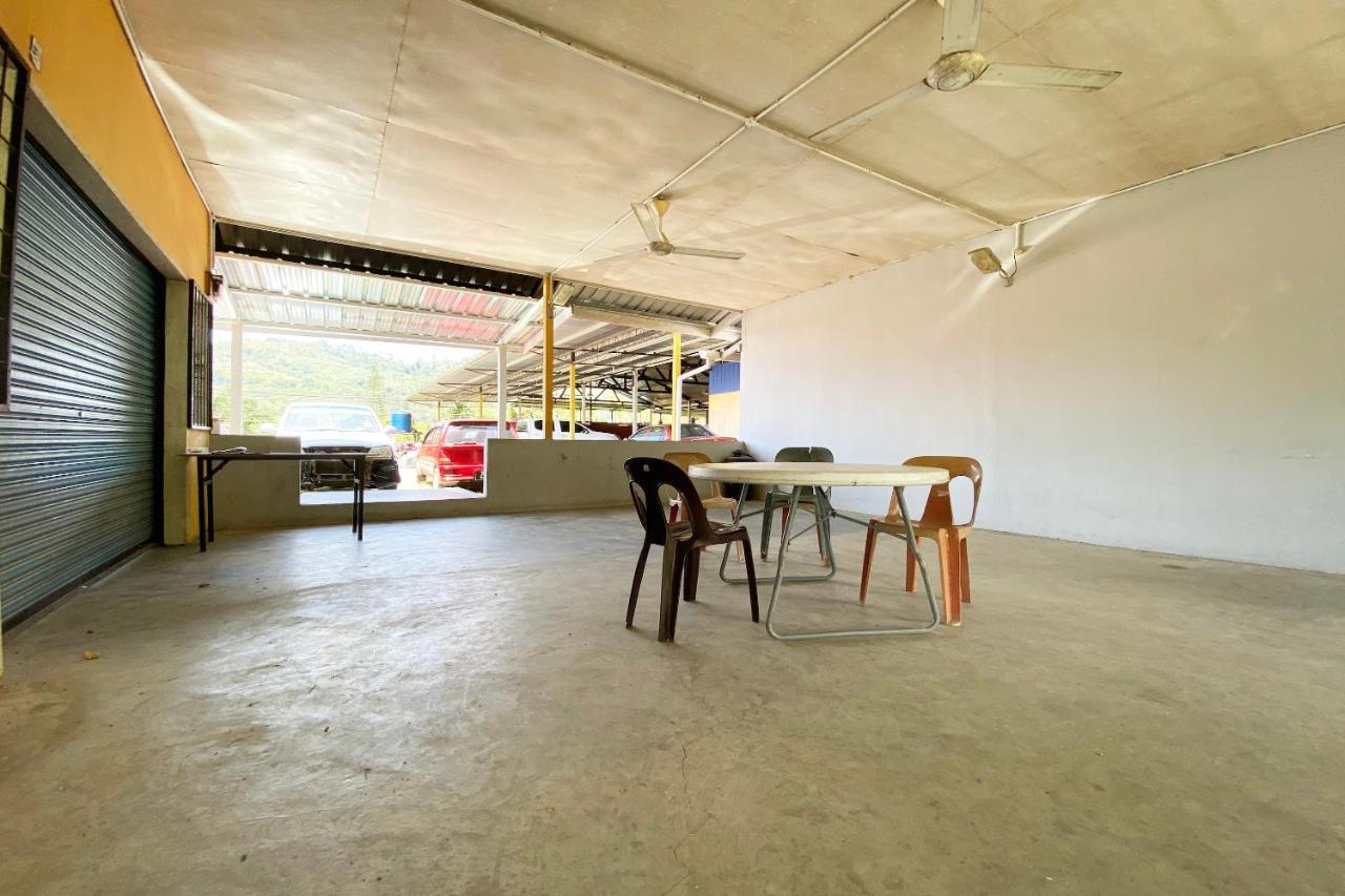 ראנאו Oyo 90268 Lohan Point Lodge מראה חיצוני תמונה