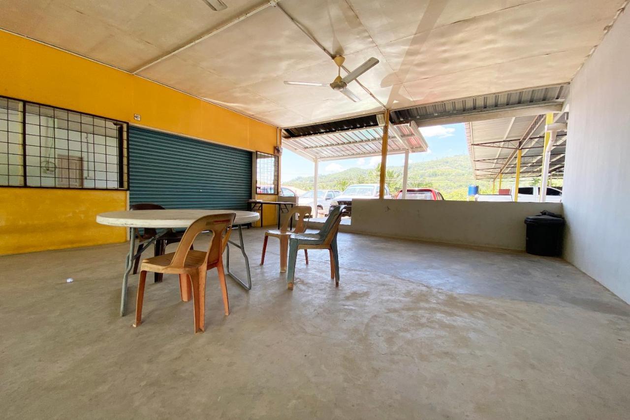 ראנאו Oyo 90268 Lohan Point Lodge מראה חיצוני תמונה